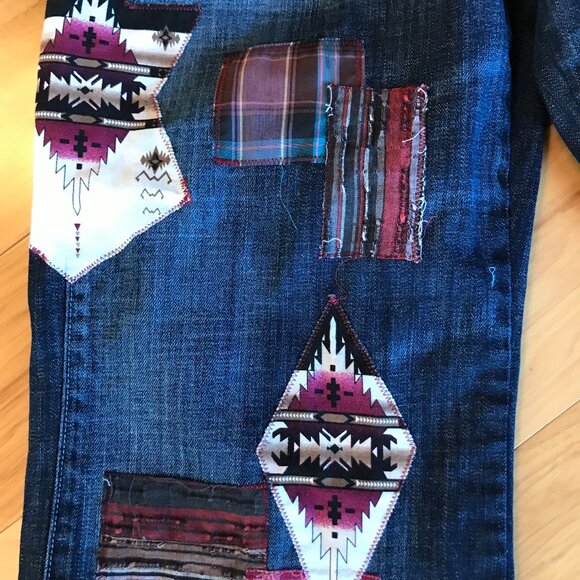 Upcycled Maurice’s Southwest Aztec Patchwork Denim Capris, Western Gauchos, 7-8 - Picture 6 of 11